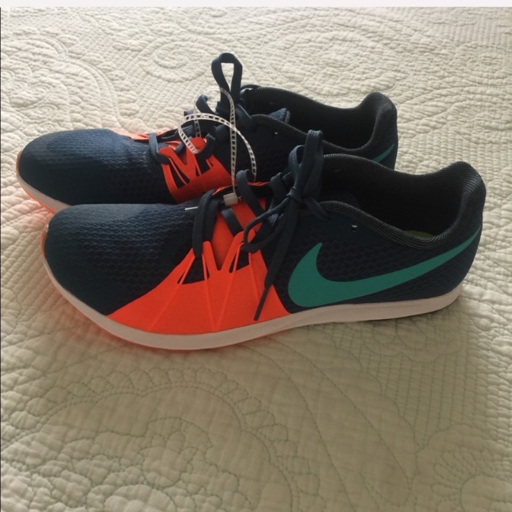 Nike women’s zoom racing rival waffle